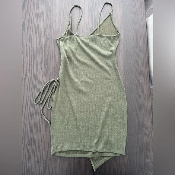 Revamped Sage Ribbed Top - Picture 4 of 4